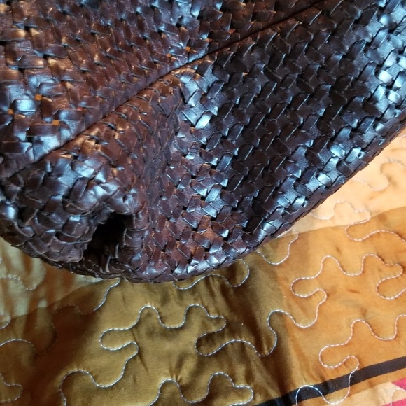 COLE HAAN WOVEN HANDBAG - Picture 4 of 5